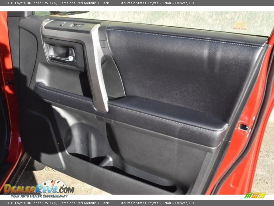2018 Toyota 4Runner SR5 4x4 Barcelona Red Metallic / Black Photo #24