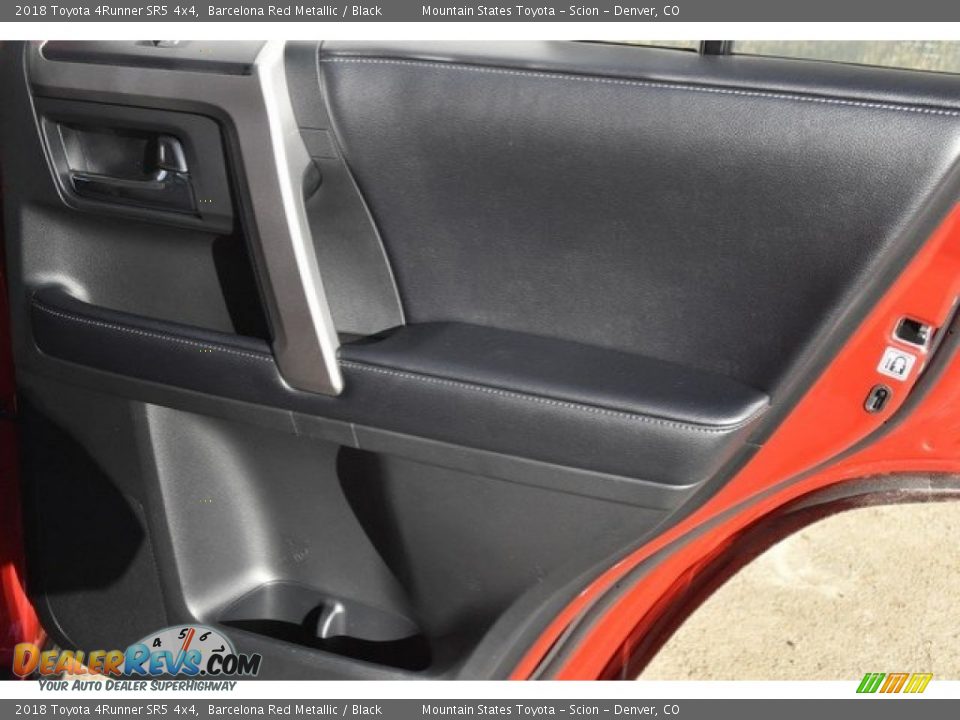 2018 Toyota 4Runner SR5 4x4 Barcelona Red Metallic / Black Photo #25