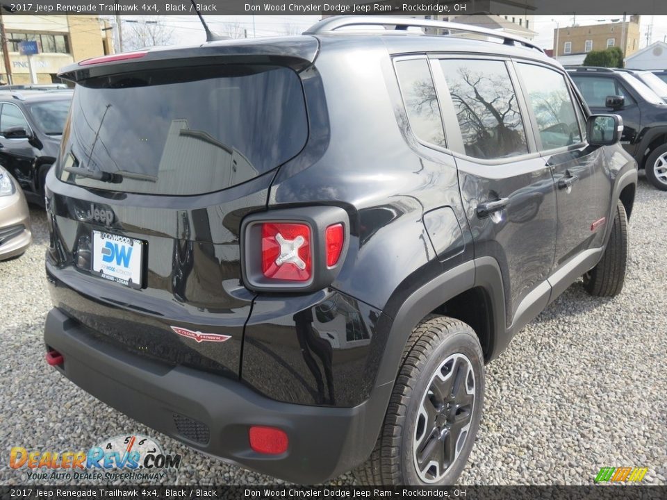 2017 Jeep Renegade Trailhawk 4x4 Black / Black Photo #12