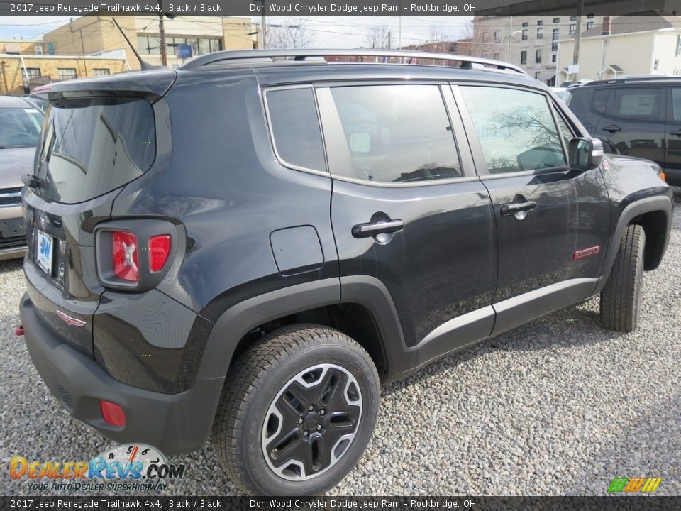 2017 Jeep Renegade Trailhawk 4x4 Black / Black Photo #13