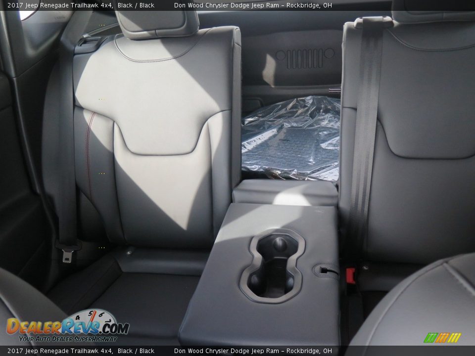 2017 Jeep Renegade Trailhawk 4x4 Black / Black Photo #19