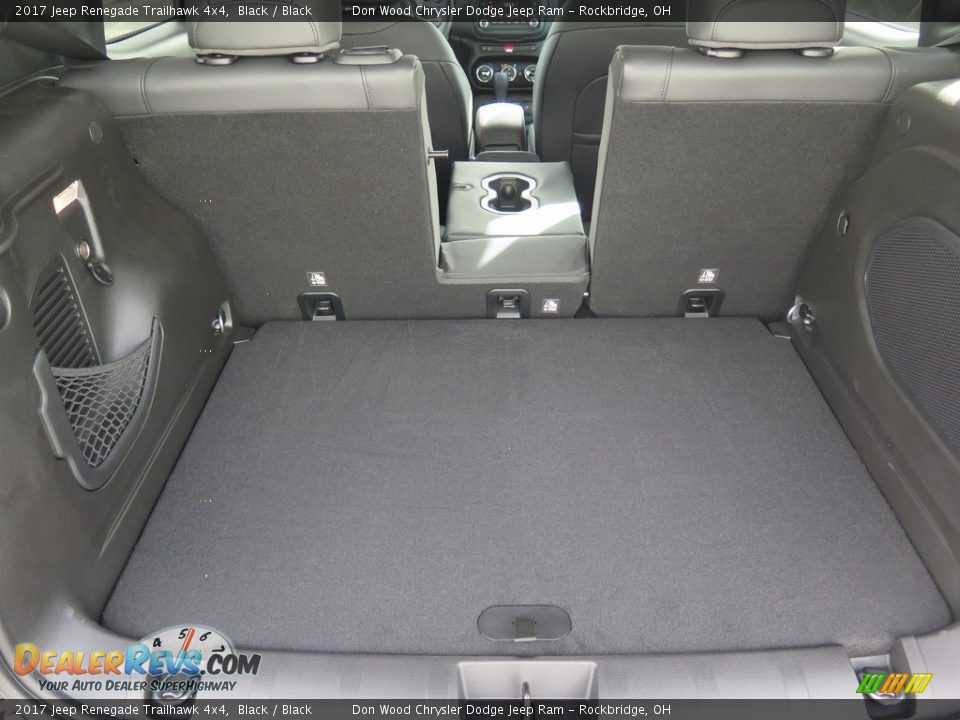 2017 Jeep Renegade Trailhawk 4x4 Black / Black Photo #24