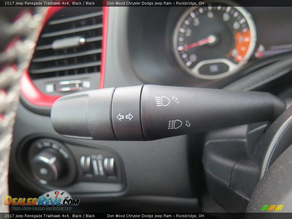 2017 Jeep Renegade Trailhawk 4x4 Black / Black Photo #30