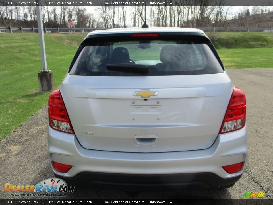 2018 Chevrolet Trax LS Silver Ice Metallic / Jet Black Photo #3