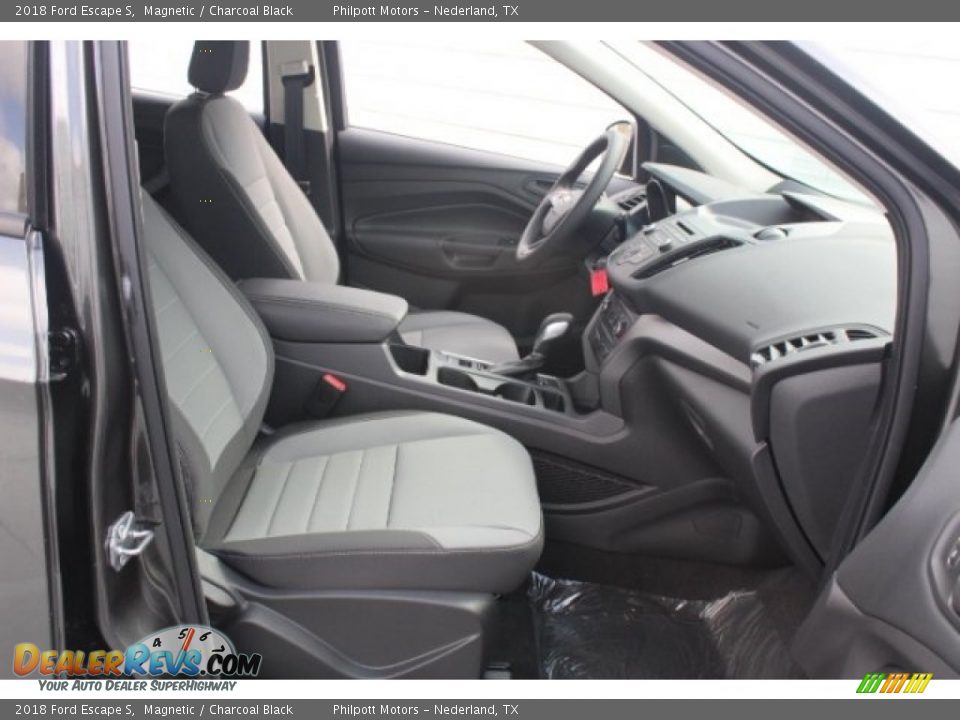 2018 Ford Escape S Magnetic / Charcoal Black Photo #31