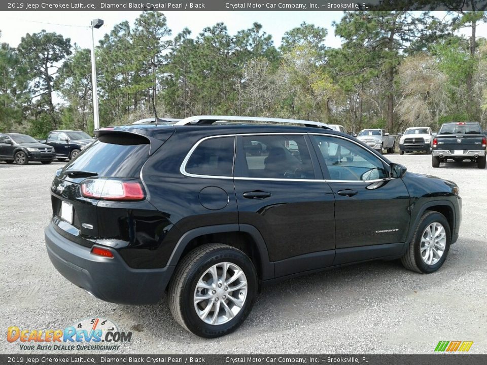 2019 Jeep Cherokee Latitude Diamond Black Crystal Pearl / Black Photo #5