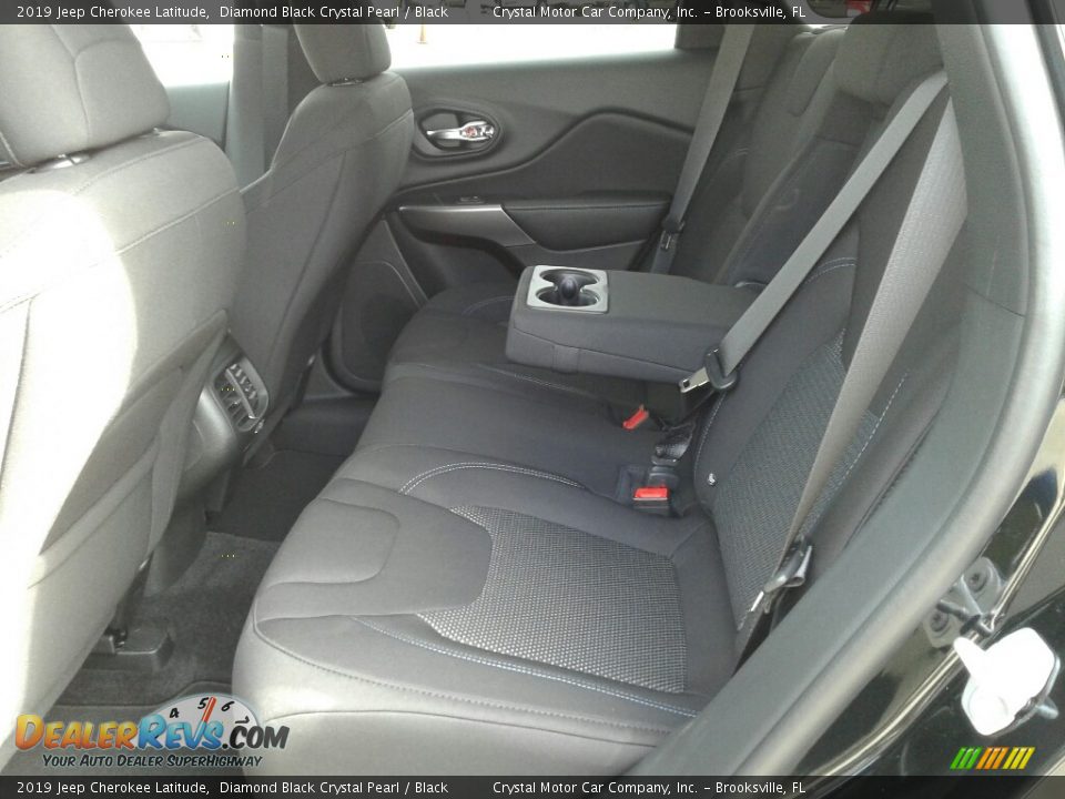 2019 Jeep Cherokee Latitude Diamond Black Crystal Pearl / Black Photo #10