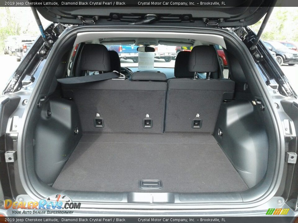 2019 Jeep Cherokee Latitude Trunk Photo #19