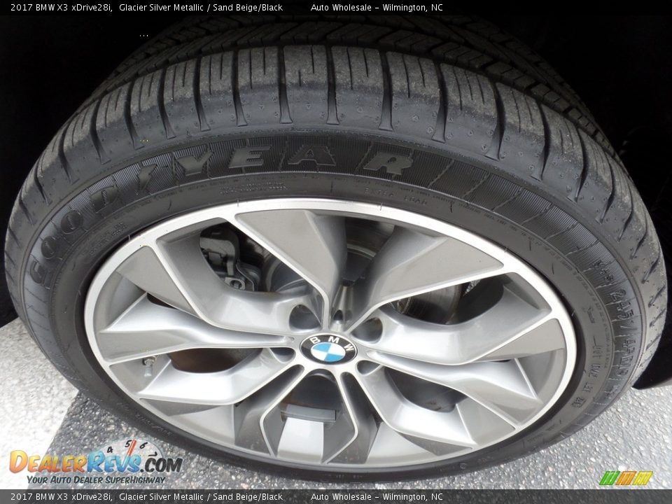 2017 BMW X3 xDrive28i Glacier Silver Metallic / Sand Beige/Black Photo #7