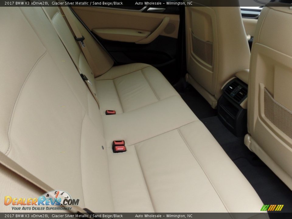 2017 BMW X3 xDrive28i Glacier Silver Metallic / Sand Beige/Black Photo #14