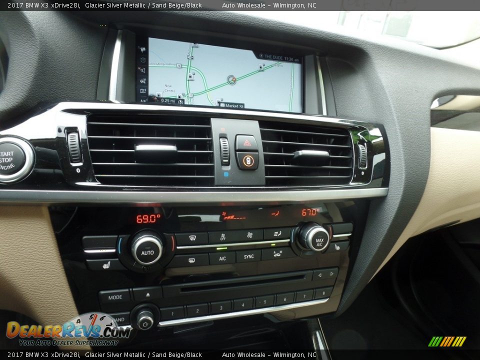 2017 BMW X3 xDrive28i Glacier Silver Metallic / Sand Beige/Black Photo #17