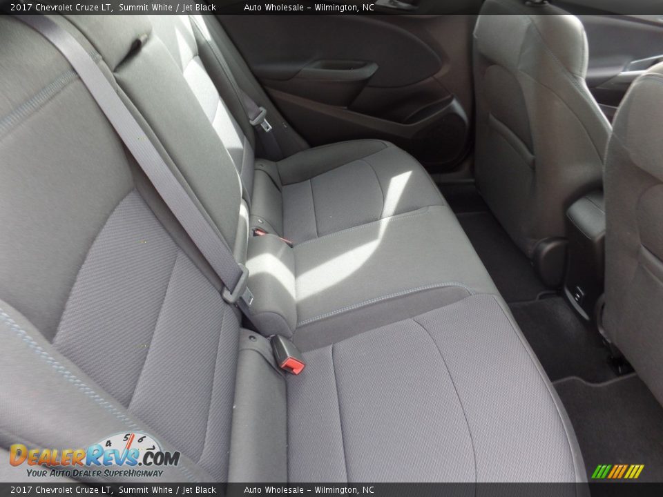 2017 Chevrolet Cruze LT Summit White / Jet Black Photo #14