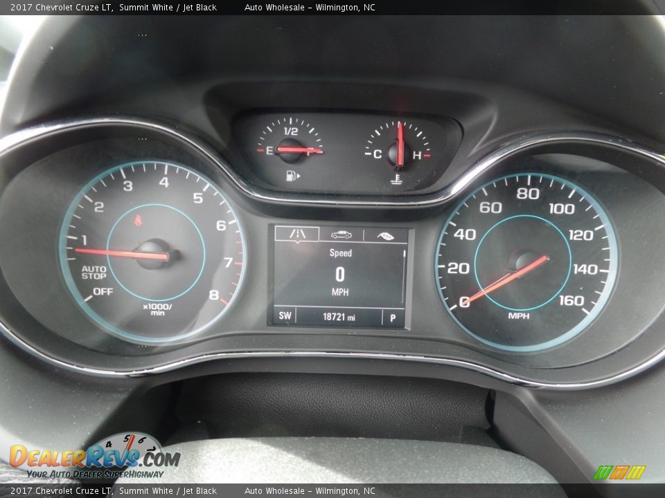 2017 Chevrolet Cruze LT Summit White / Jet Black Photo #16