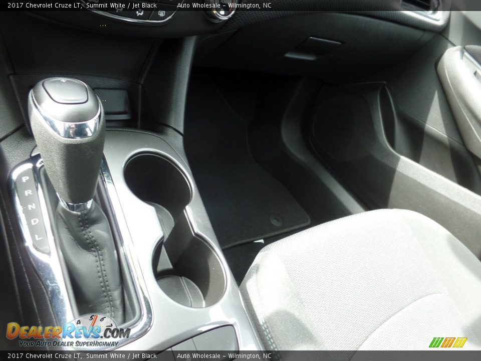 2017 Chevrolet Cruze LT Summit White / Jet Black Photo #20