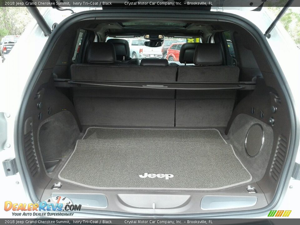 2018 Jeep Grand Cherokee Summit Trunk Photo #20