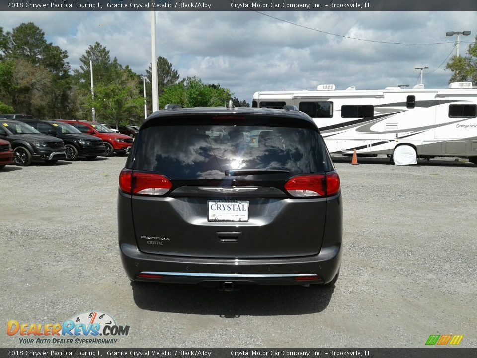 2018 Chrysler Pacifica Touring L Granite Crystal Metallic / Black/Alloy Photo #4