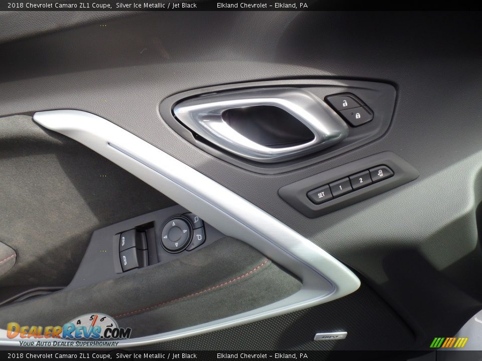 Controls of 2018 Chevrolet Camaro ZL1 Coupe Photo #20