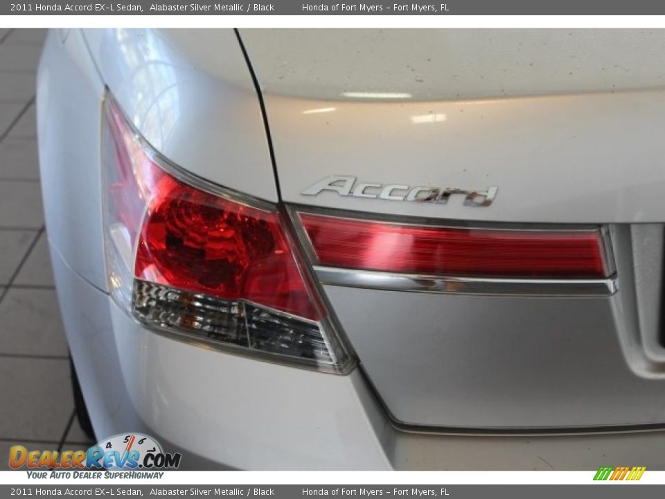 2011 Honda Accord EX-L Sedan Alabaster Silver Metallic / Black Photo #7