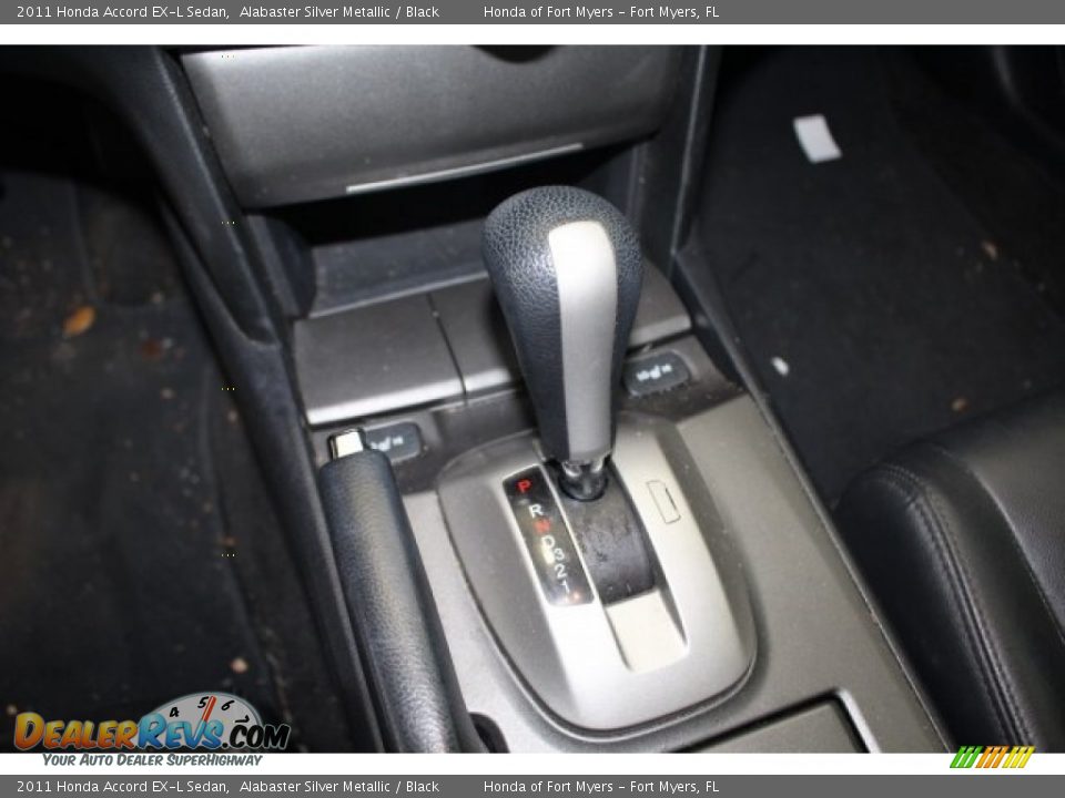 2011 Honda Accord EX-L Sedan Alabaster Silver Metallic / Black Photo #26