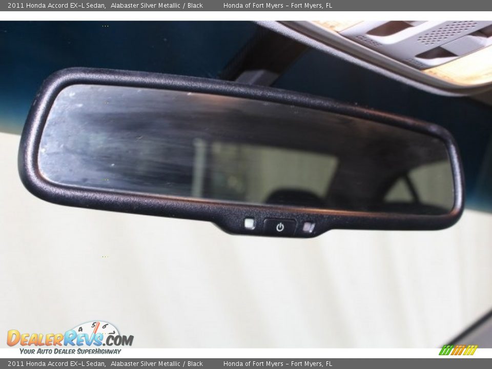 2011 Honda Accord EX-L Sedan Alabaster Silver Metallic / Black Photo #28