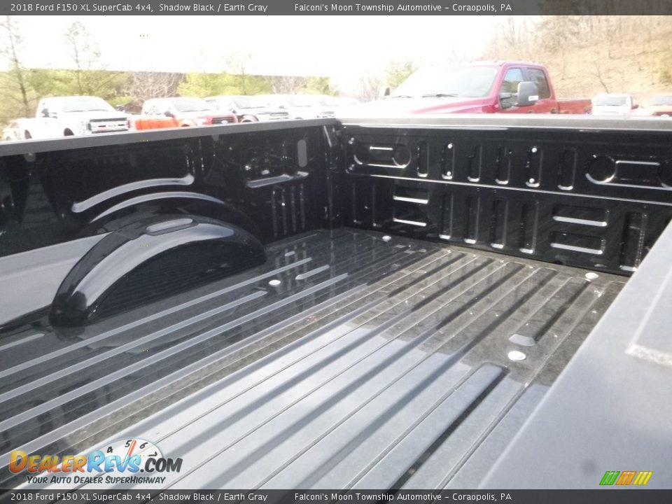 2018 Ford F150 XL SuperCab 4x4 Shadow Black / Earth Gray Photo #8