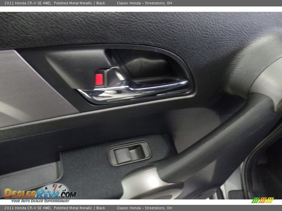 2011 Honda CR-V SE 4WD Polished Metal Metallic / Black Photo #18