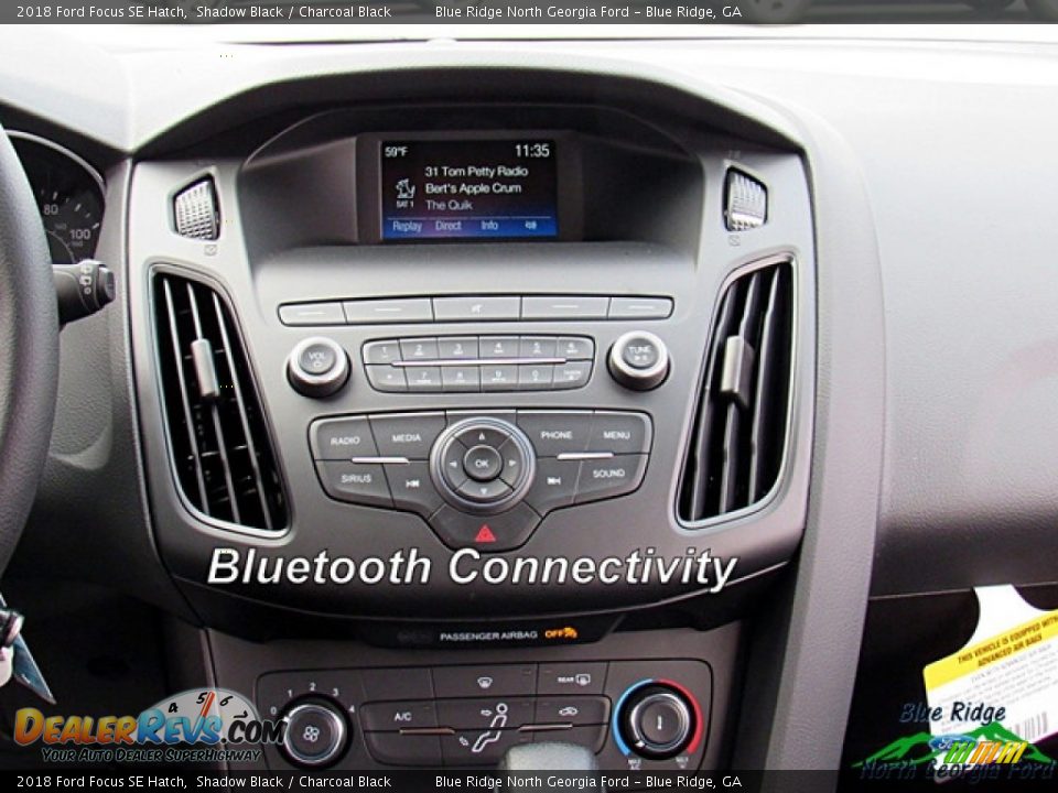 2018 Ford Focus SE Hatch Shadow Black / Charcoal Black Photo #16