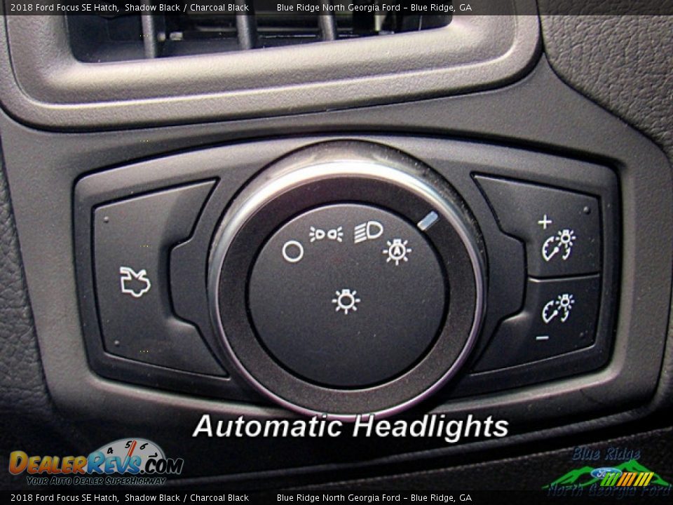 2018 Ford Focus SE Hatch Shadow Black / Charcoal Black Photo #20