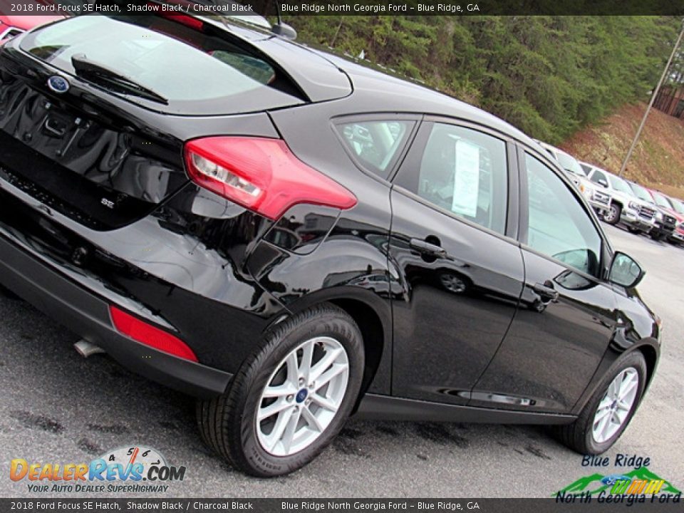 2018 Ford Focus SE Hatch Shadow Black / Charcoal Black Photo #31