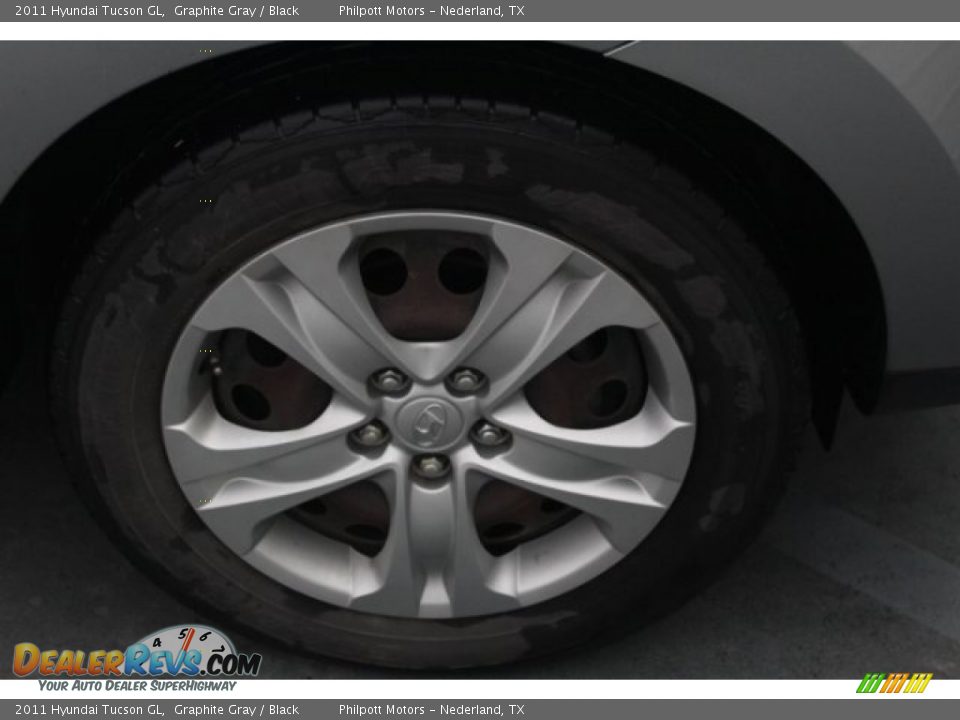 2011 Hyundai Tucson GL Graphite Gray / Black Photo #12