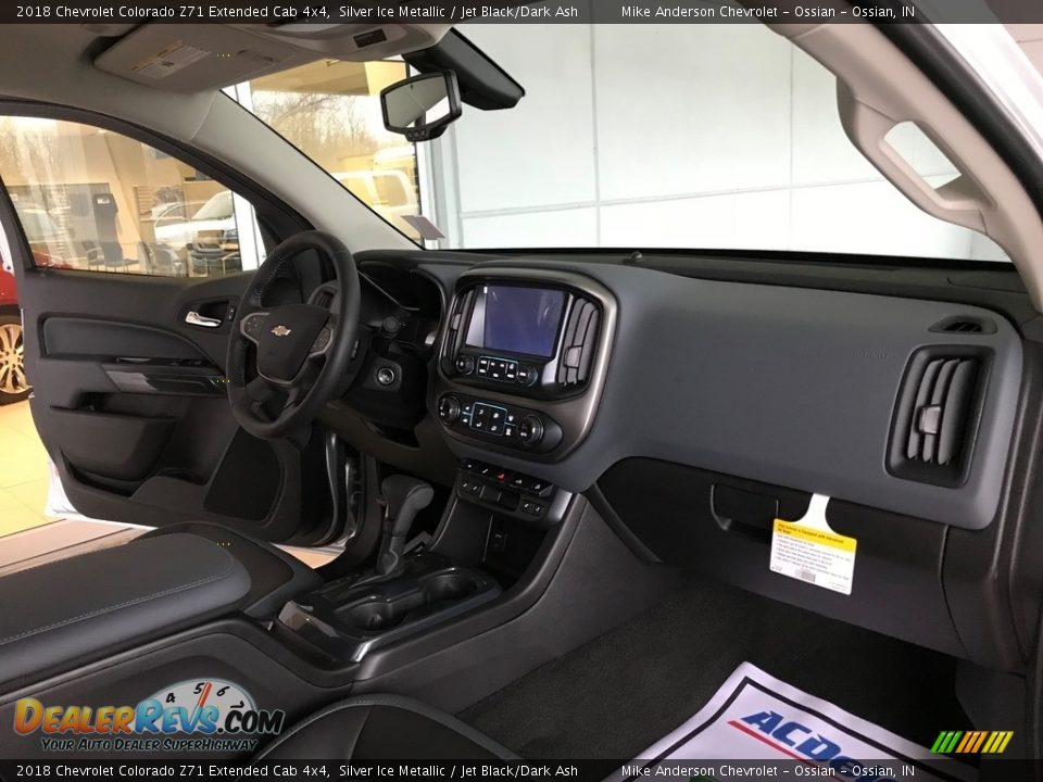 2018 Chevrolet Colorado Z71 Extended Cab 4x4 Silver Ice Metallic / Jet Black/Dark Ash Photo #8