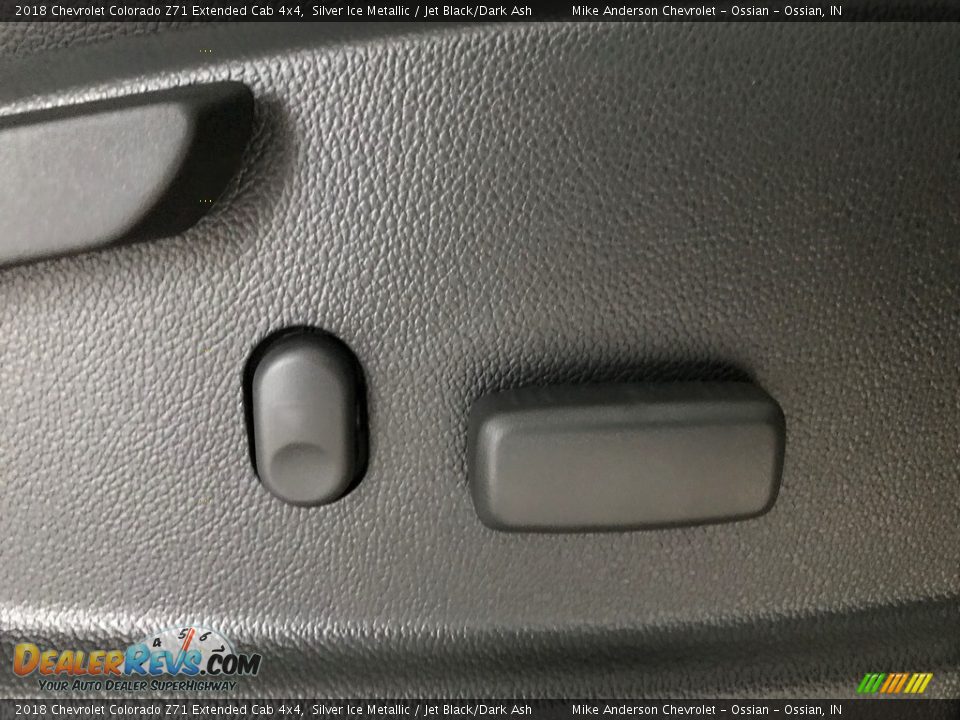 2018 Chevrolet Colorado Z71 Extended Cab 4x4 Silver Ice Metallic / Jet Black/Dark Ash Photo #9