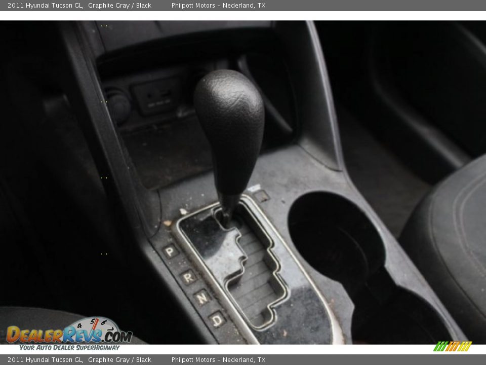 2011 Hyundai Tucson GL Graphite Gray / Black Photo #16