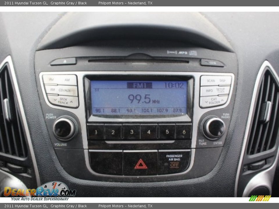 2011 Hyundai Tucson GL Graphite Gray / Black Photo #17