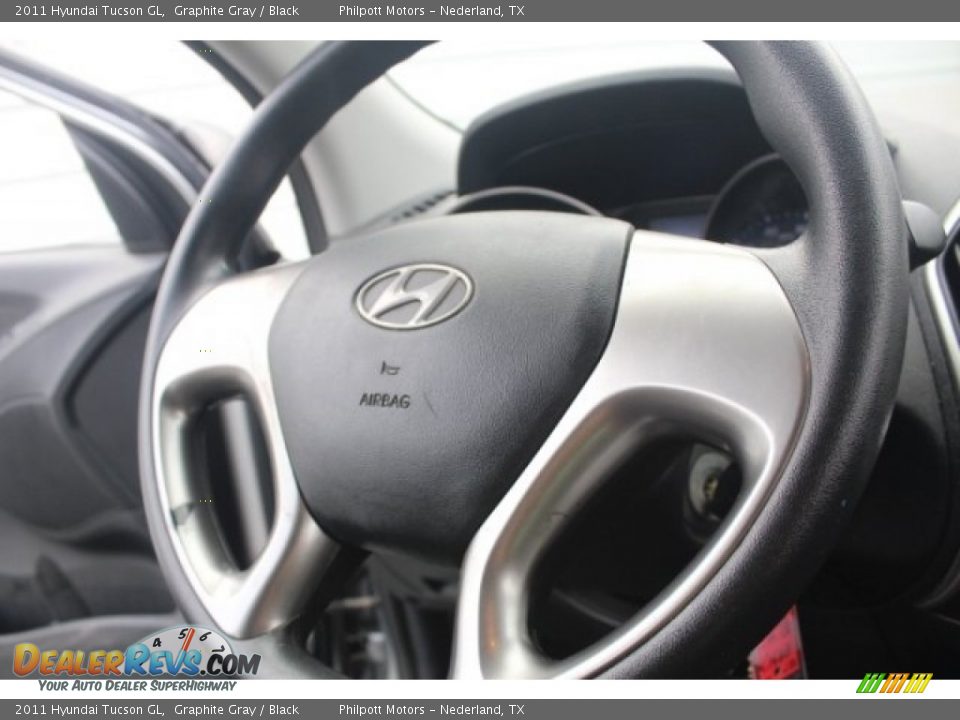 2011 Hyundai Tucson GL Graphite Gray / Black Photo #18