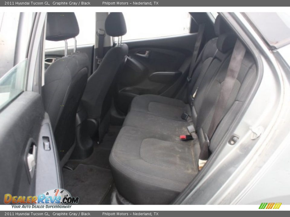 2011 Hyundai Tucson GL Graphite Gray / Black Photo #22