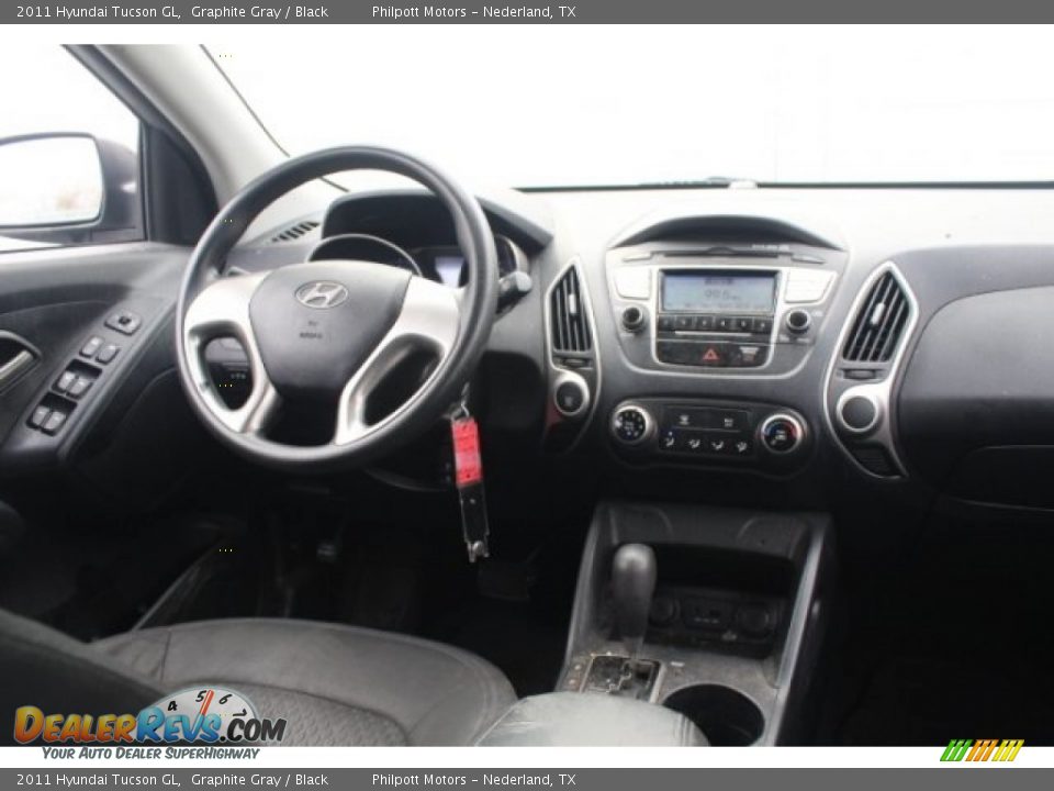 2011 Hyundai Tucson GL Graphite Gray / Black Photo #23