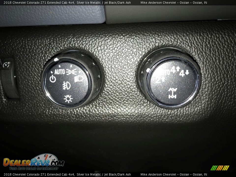 2018 Chevrolet Colorado Z71 Extended Cab 4x4 Silver Ice Metallic / Jet Black/Dark Ash Photo #16