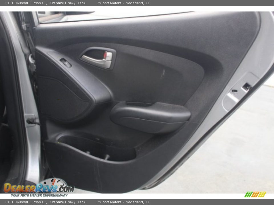 2011 Hyundai Tucson GL Graphite Gray / Black Photo #26