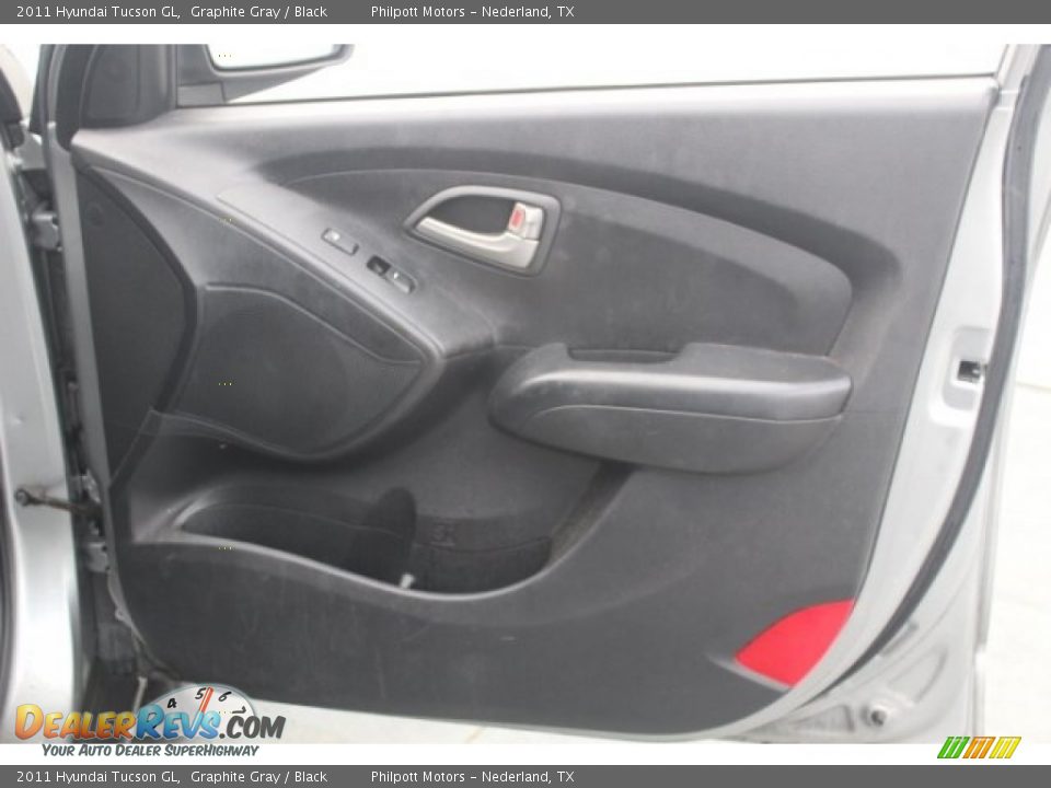 2011 Hyundai Tucson GL Graphite Gray / Black Photo #28