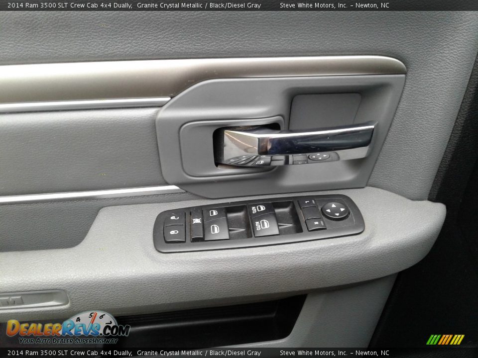 2014 Ram 3500 SLT Crew Cab 4x4 Dually Granite Crystal Metallic / Black/Diesel Gray Photo #9
