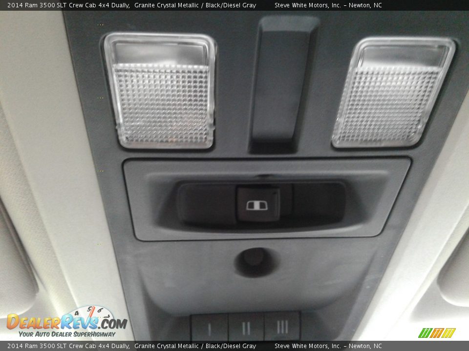 2014 Ram 3500 SLT Crew Cab 4x4 Dually Granite Crystal Metallic / Black/Diesel Gray Photo #32