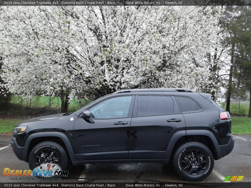 Diamond Black Crystal Pearl 2019 Jeep Cherokee Trailhawk 4x4 Photo #1
