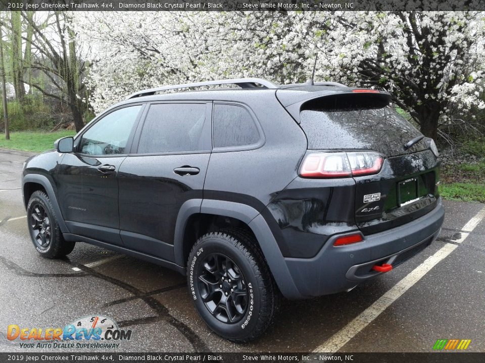 2019 Jeep Cherokee Trailhawk 4x4 Diamond Black Crystal Pearl / Black Photo #8