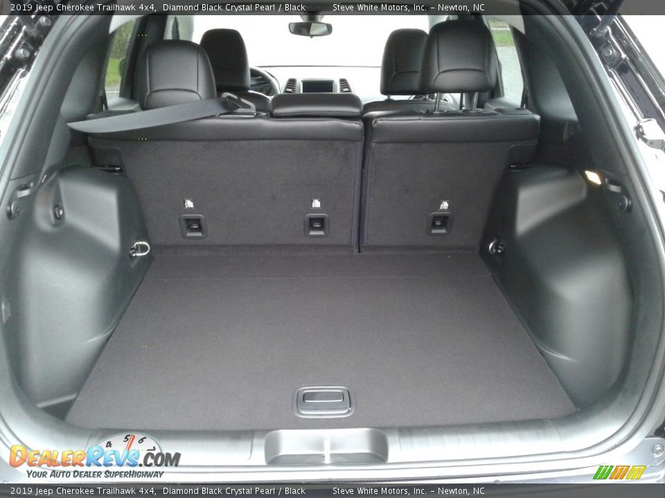 2019 Jeep Cherokee Trailhawk 4x4 Trunk Photo #12