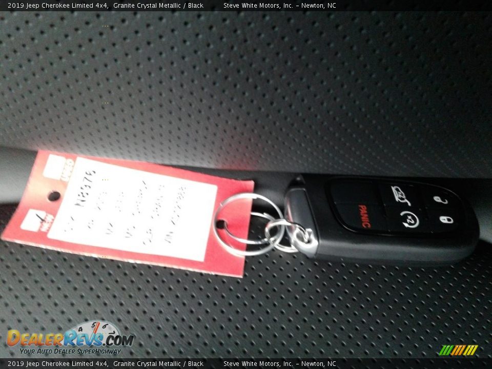 2019 Jeep Cherokee Limited 4x4 Granite Crystal Metallic / Black Photo #35