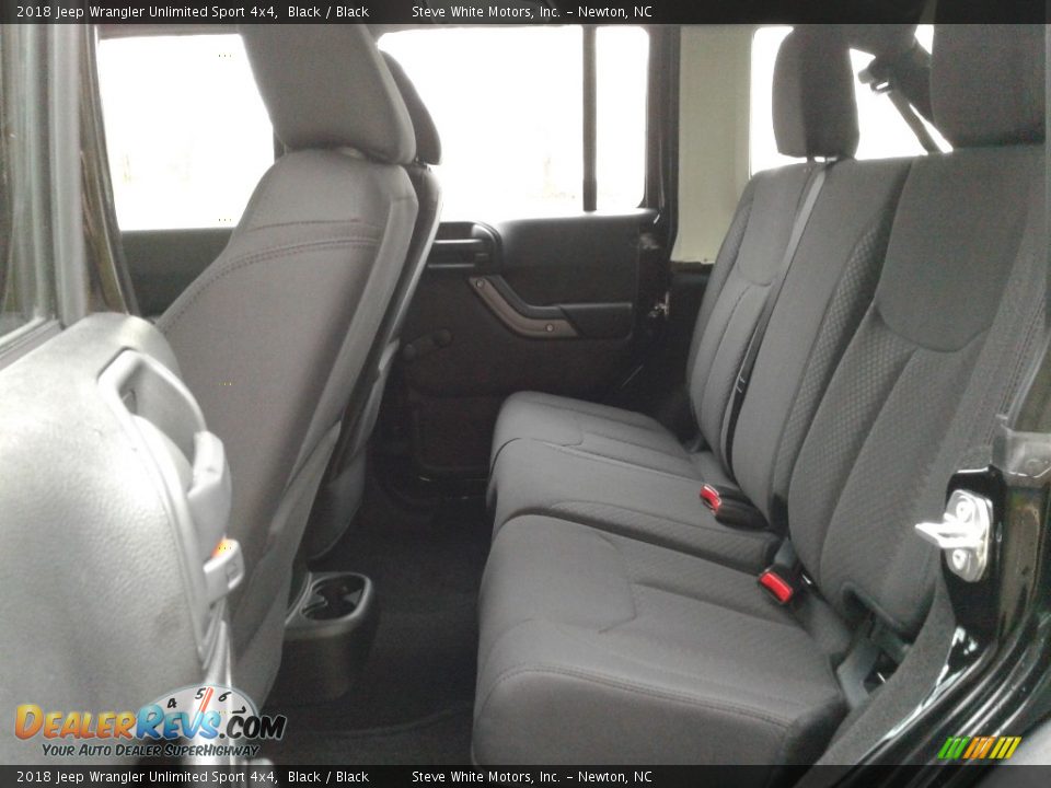 2018 Jeep Wrangler Unlimited Sport 4x4 Black / Black Photo #11