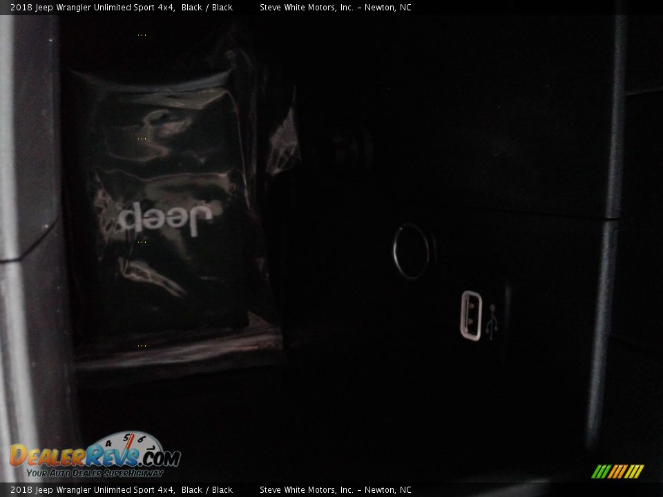 2018 Jeep Wrangler Unlimited Sport 4x4 Black / Black Photo #25