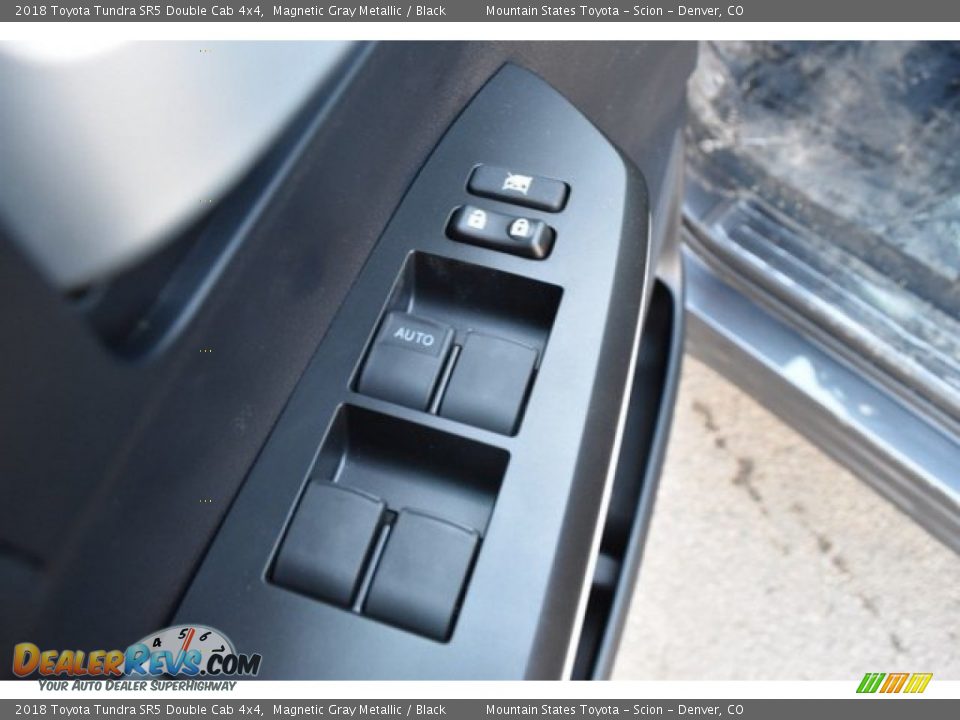 2018 Toyota Tundra SR5 Double Cab 4x4 Magnetic Gray Metallic / Black Photo #19