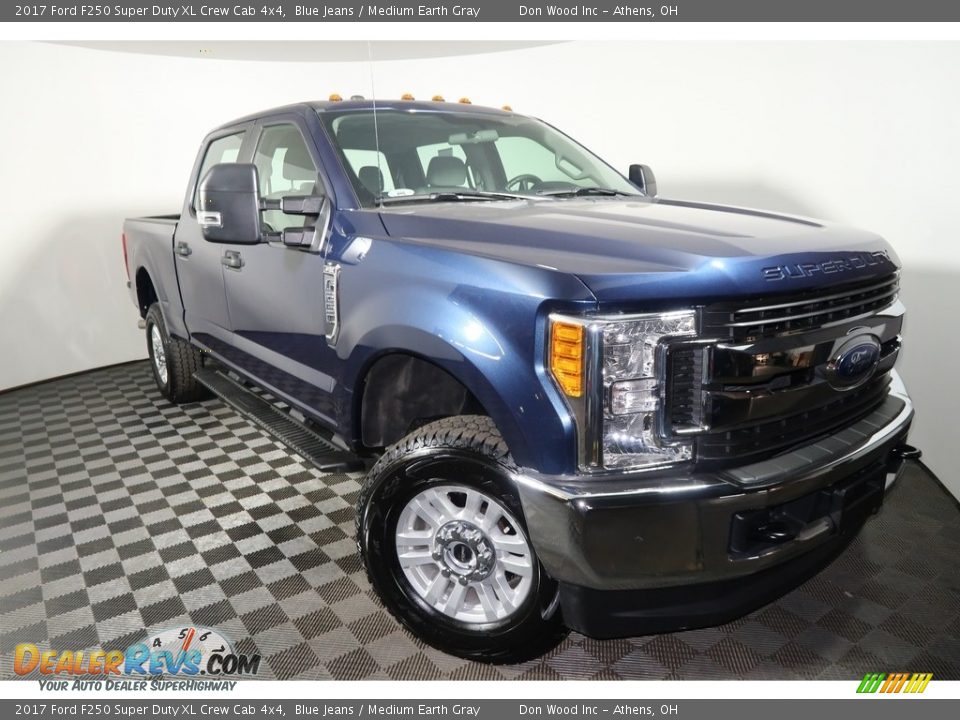 2017 Ford F250 Super Duty XL Crew Cab 4x4 Blue Jeans / Medium Earth Gray Photo #4